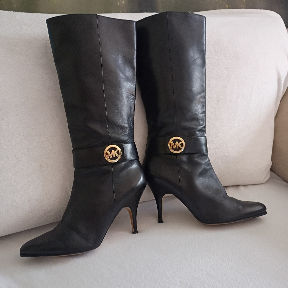 Michael Kors Black Leather Knee-High Stiletto Boots with Gold Hardware - Picture 2 of 8